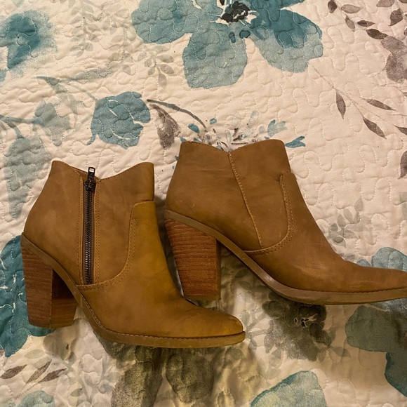 Dolce Vita SIRANO Ankle Bootie inTruffle  Suede Size 10 - Picture 4 of 6